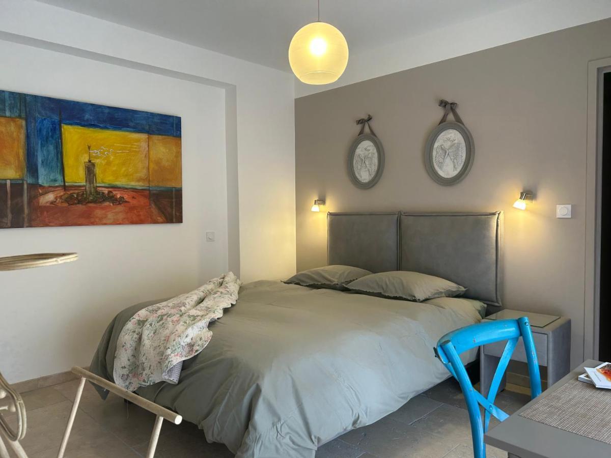 Au Ciel Etoile Bed and Breakfast Castillon-du-Gard Buitenkant foto